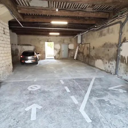 Apartment Colorchic 3 Etoiles - 120m2 Plein Centre - Parking Prive Terrasse Clim *
